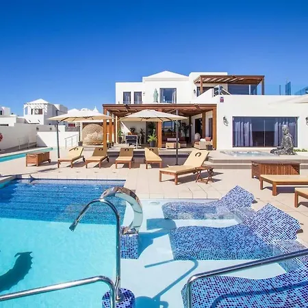 Buddha - By Apricus Holidays Hotell Playa Blanca (Lanzarote)