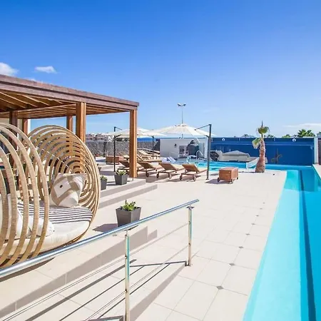 Buddha - By Apricus Holidays Hotell