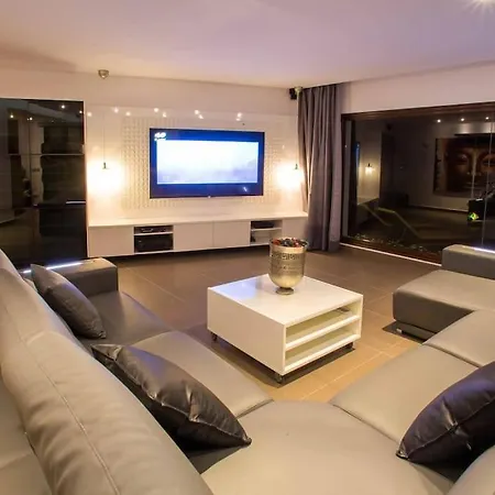Hotell Buddha - By Apricus Holidays *