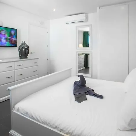 Hotell Buddha - By Apricus Holidays *