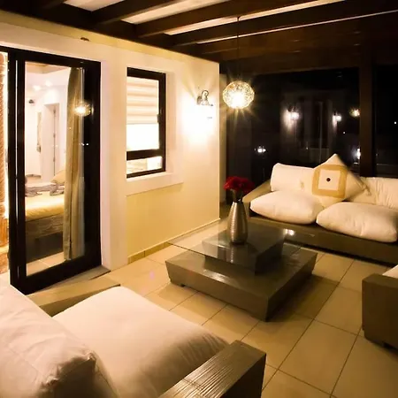 Buddha - By Apricus Holidays Hotell