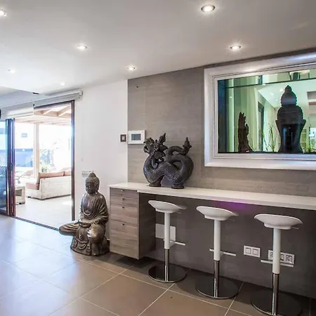 Hotell Buddha - By Apricus Holidays